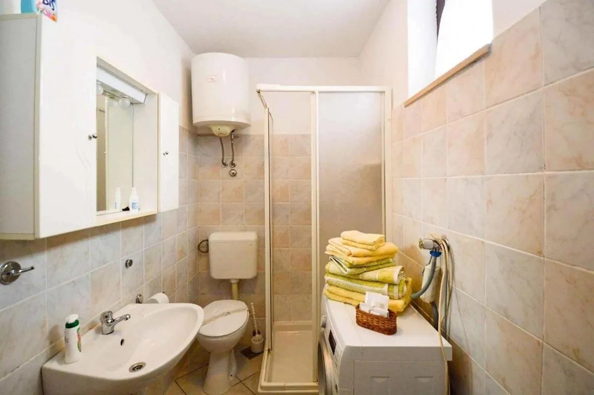 Apartment Mauro Rakalj 0*,  كرواتيا